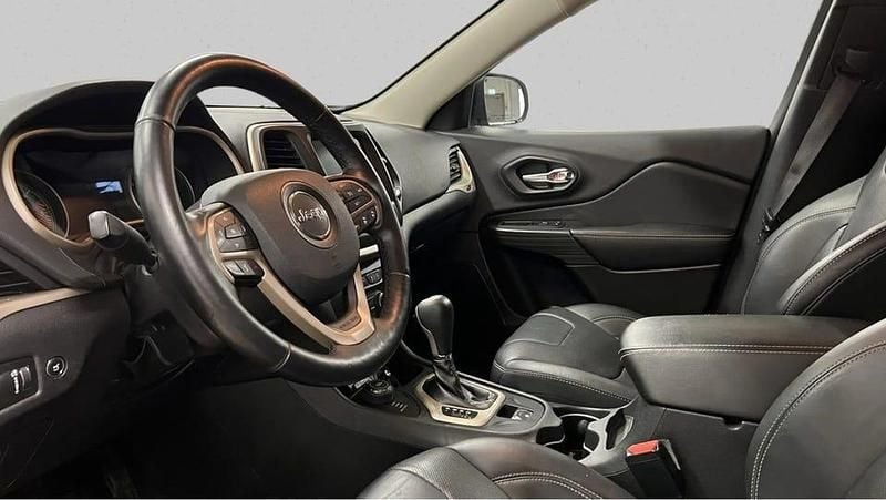 Begagnad Jeep Cherokee 170 HK (125 kW) 2015 Grön SUV