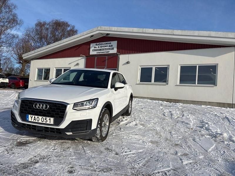 Begagnad Audi Q2 116 HK (85 kW) 2019 Vit SUV