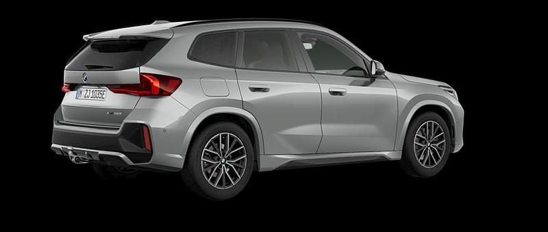Ny BMW X1 Shadowline 245 HK (180 kW) 2026 SUV