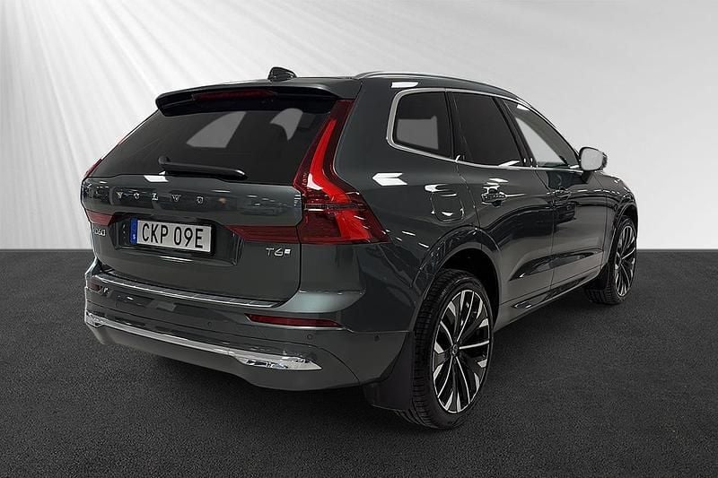 Begagnad Volvo XC60 2026 Grön SUV