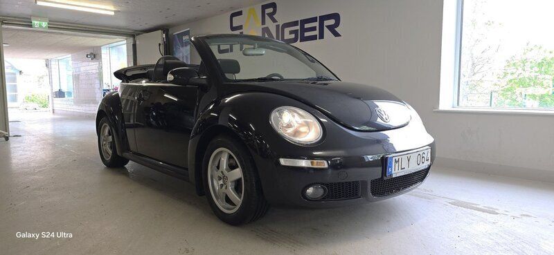 Svart Begagnad 2007 VW Beetle Cab | 99 900 kr (Lite dyr) - Bild 1/4
