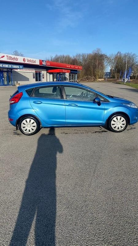Begagnad Ford Fiesta 70 HK (51 kW) 2011 Halvkombi