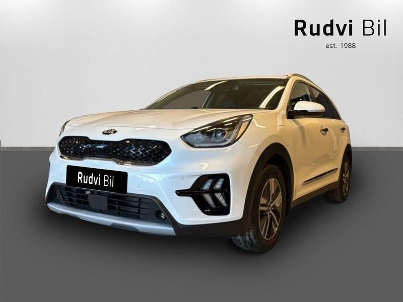 Begagnad Kia Niro Advance 141 HK (103 kW) 2020 Vit SUV