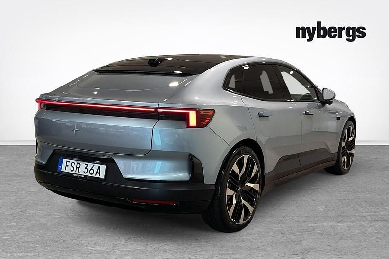 Begagnad Polestar 4 Long Range Dual motor 22 kW (30 HK) 2025 Blå SUV