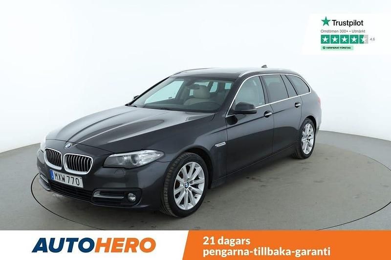 Grå Begagnad 2015 BMW 520 Kombi | 169 000 kr (Marknadspris) - Bild 1/4
