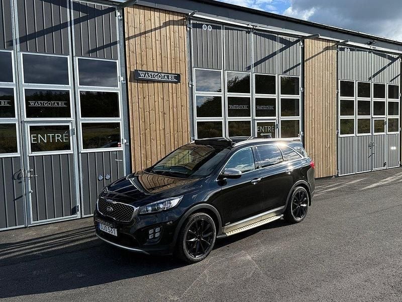 Svart Begagnad 2016 Kia Sorento SUV | 159 900 kr (Dyr) - Bild 1/4