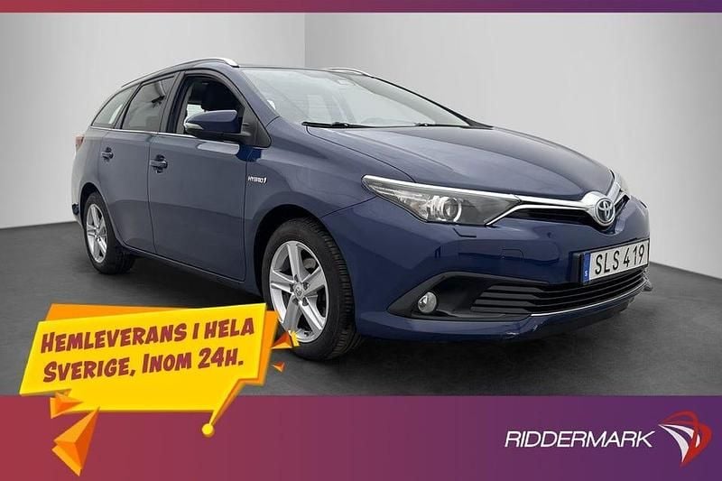 Mblå Begagnad 2017 Toyota Auris Hybrid Kombi | 149 700 kr (Marknadspris) - Bild 1/3