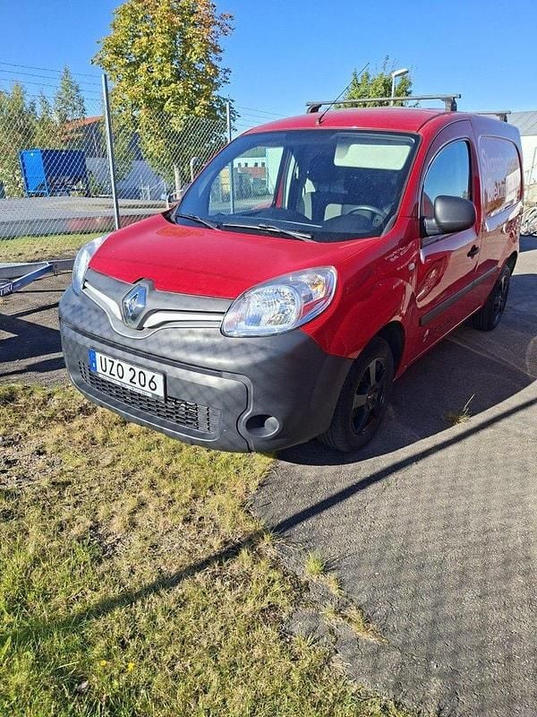 Röd Begagnad 2018 Renault Kangoo Minibuss | 85 000 kr (Bra pris) - Bild 1/2