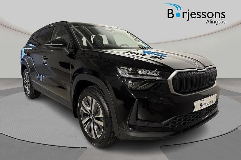 Svart Ny 2026 Skoda Kodiaq SUV | 565 600 kr - Bild 1/4