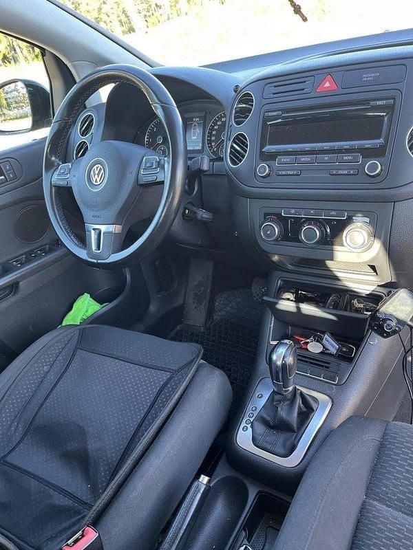 Svart Begagnad 2012 VW Golf VII Halvkombi | 79 000 kr (Superpris) - Bild 1/4