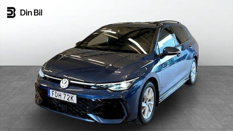 Blå Begagnad 2024 VW Golf VIII R-line Kombi | 349 500 kr (Lite dyr) - Bild 1/4