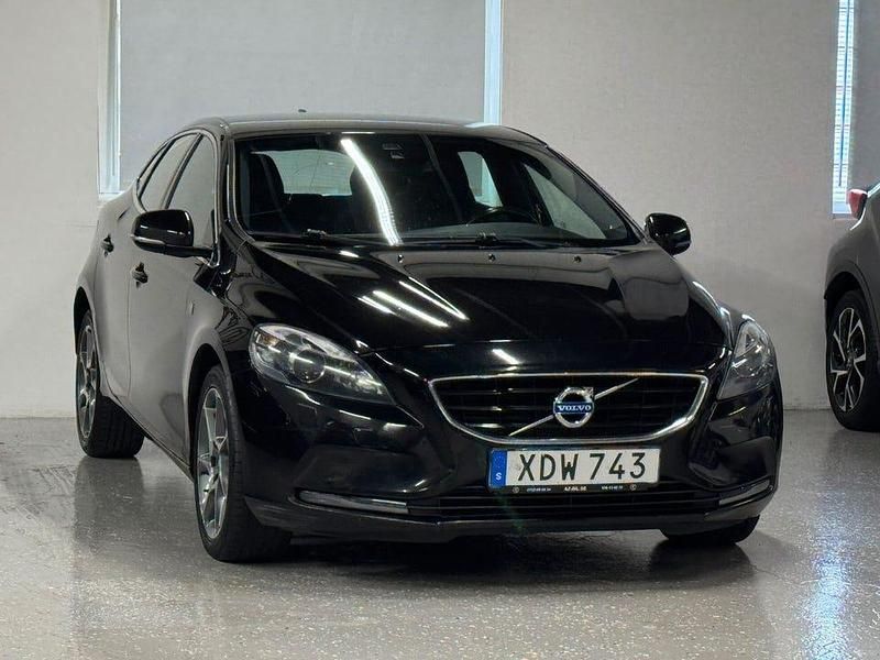 Begagnad Volvo V40 Ocean Race 150 HK (110 kW) 2015 Svart Kombi