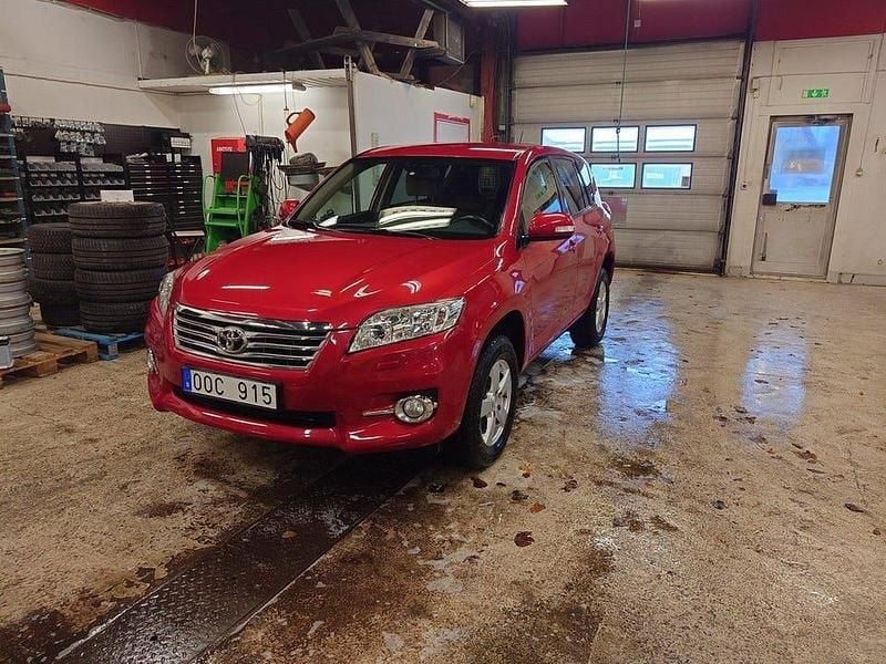 Begagnad 2011 Toyota RAV4 Multidrive S SUV | 130 000 kr (Lite dyr) - Bild 1/1