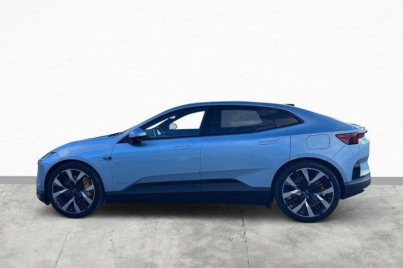 Ljusblå Begagnad 2024 Polestar 4 Pilot SUV | 739 900 kr (Dyr) - Bild 1/3