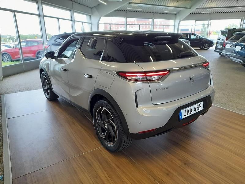 Begagnad DS Automobiles DS3 Crossback 100 kW (136 HK) 2022 Grå SUV