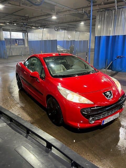 Begagnad Peugeot 207 CC 120 HK (88 kW) 2007 Cab