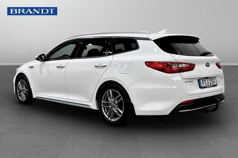 Begagnad Kia Optima Hybrid Sport 205 HK (150 kW) 2020 Vit Sedan
