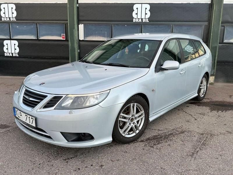 Grå Begagnad 2010 Saab 9-3 Linear Kombi | 34 900 kr (Marknadspris) - Bild 1/4