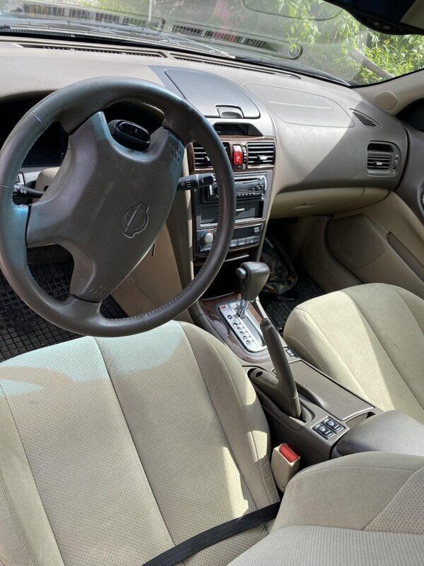 Grön Begagnad 2002 Nissan Maxima Sedan | 44 000 kr - Bild 1/4