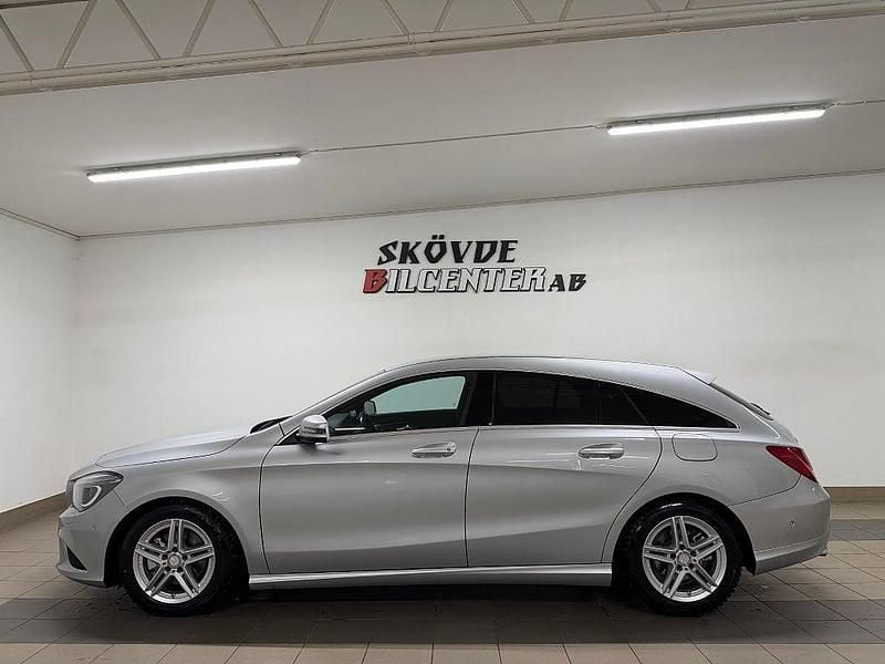 Silver Begagnad 2015 Mercedes CLA220 Shooting Brake Urban Kombi | 149 500 kr (Marknadspris) - Bild 1/4