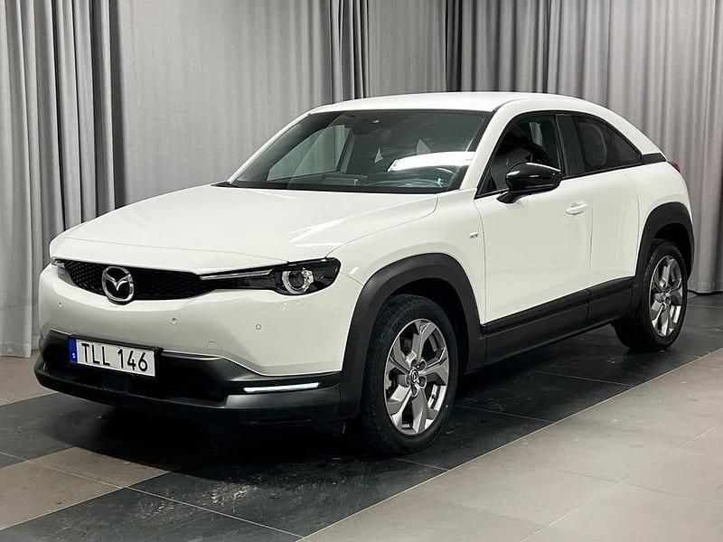 Vit Begagnad 2022 Mazda MX30 Sky SUV | 149 800 kr (Marknadspris) - Bild 1/4