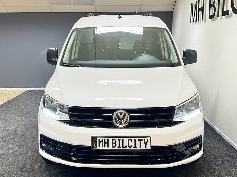 Begagnad VW Caddy 102 HK (75 kW) 2020 Vit Minibuss