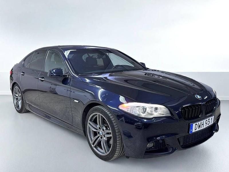 Begagnad BMW 520 M Performance 200 HK (147 kW) 2012 Svart Sedan
