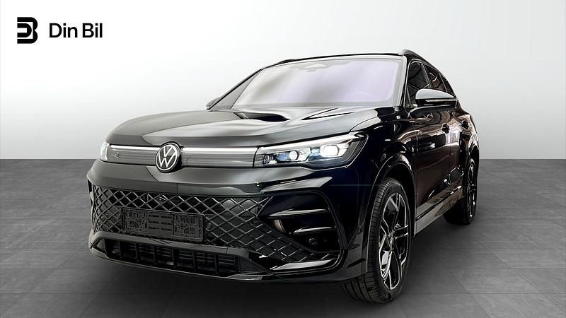 Svart Ny 2025 VW Tiguan R-line SUV | 599 900 kr (Lite dyr) - Bild 1/4