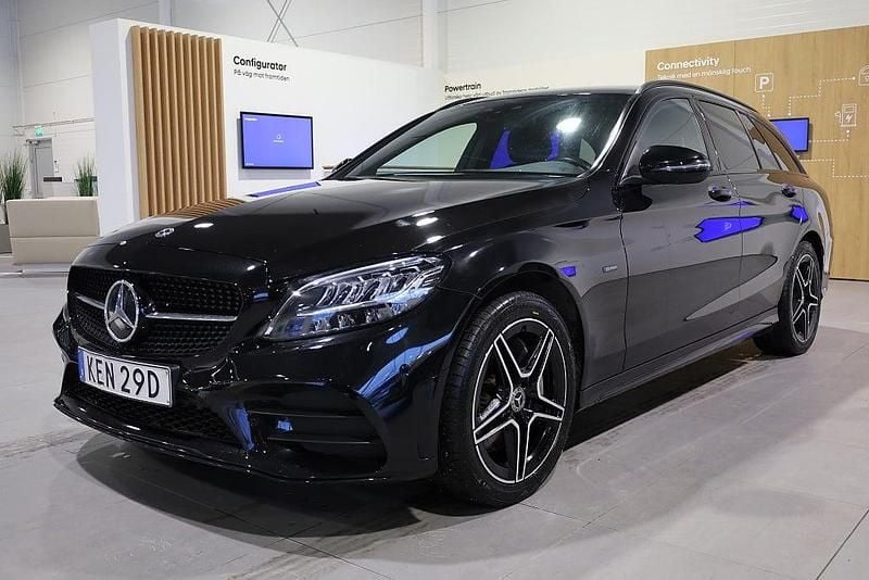 Begagnad Mercedes C300e AMG 211 HK (155 kW) 2021 Svart Kombi