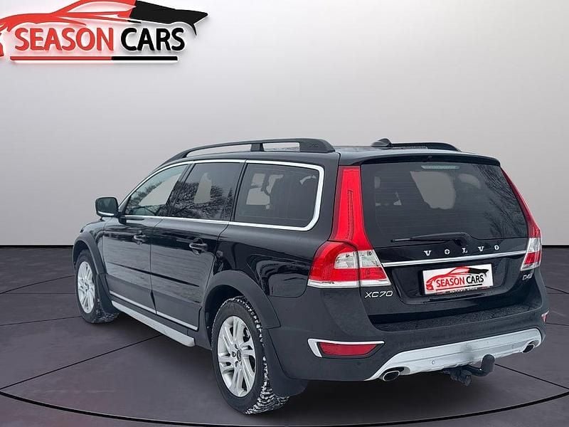 Begagnad Volvo XC70 Momentum 181 HK (133 kW) 2016 Svart Kombi