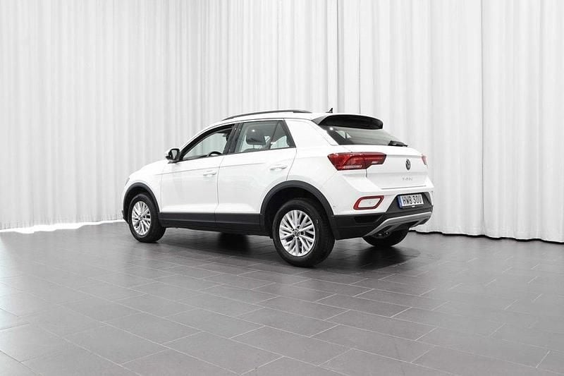 Begagnad VW T-Roc 110 HK (80 kW) 2023 Vit (pure white) SUV