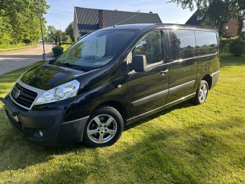 Svart Begagnad 2015 Fiat Scudo Minibuss | 60 000 kr (Bra pris) - Bild 1/4