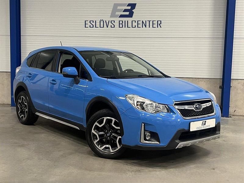 Blå Begagnad 2016 Subaru XV SUV | 159 990 kr (Marknadspris) - Bild 1/4