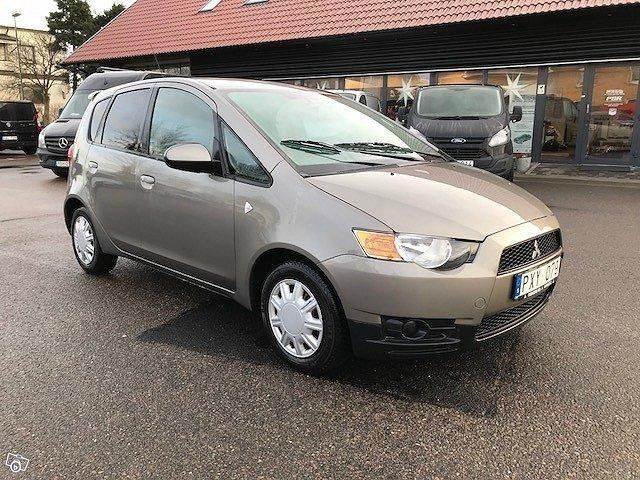 Mitsubishi colt z30