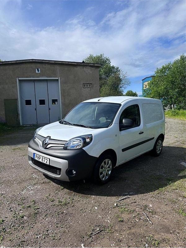 Vit Begagnad 2017 Renault Kangoo Minibuss | 74 000 kr (Bra pris) - Bild 1/4