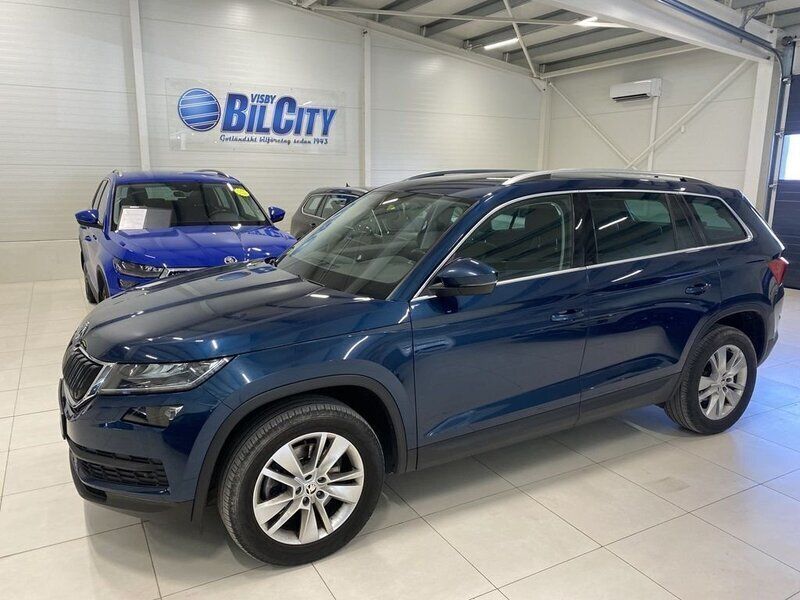Blå Begagnad 2019 Skoda Kodiaq Adventure SUV | 299 899 kr (Marknadspris) - Bild 1/4