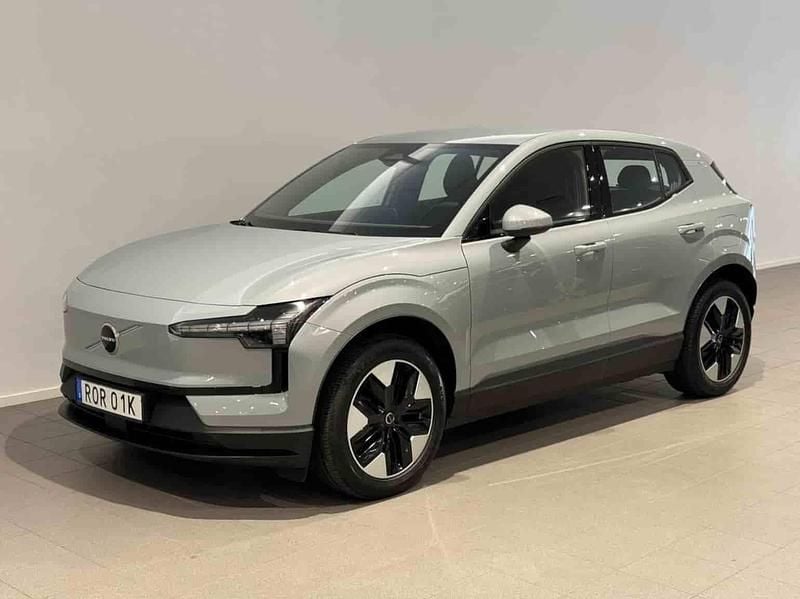 Grå Begagnad 2024 Volvo EX30 Single Motor SUV | 329 500 kr - Bild 1/1
