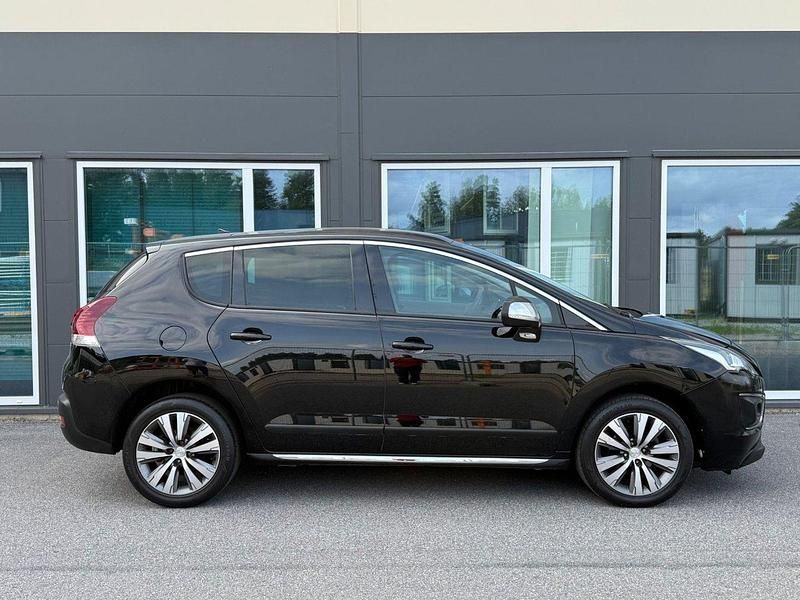 Svart Begagnad 2013 Peugeot 3008 Kombi | 99 400 kr (Marknadspris) - Bild 1/4