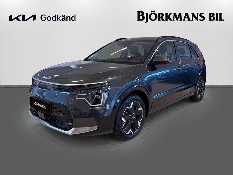 Grå (/agt/ interstellar grey) Begagnad 2022 Kia e-Niro SUV | 319 000 kr (Dyr) - Bild 1/4
