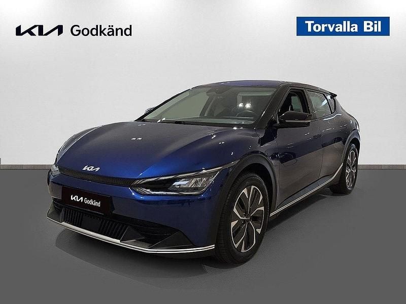 Blå (yacht blue) Begagnad 2022 Kia EV6 2 SUV | 379 900 kr - Bild 1/4