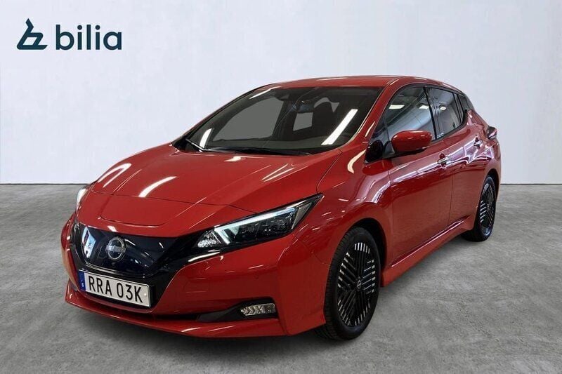 Röd Begagnad 2022 Nissan Leaf Halvkombi | 209 900 kr (Lite dyr) - Bild 1/4