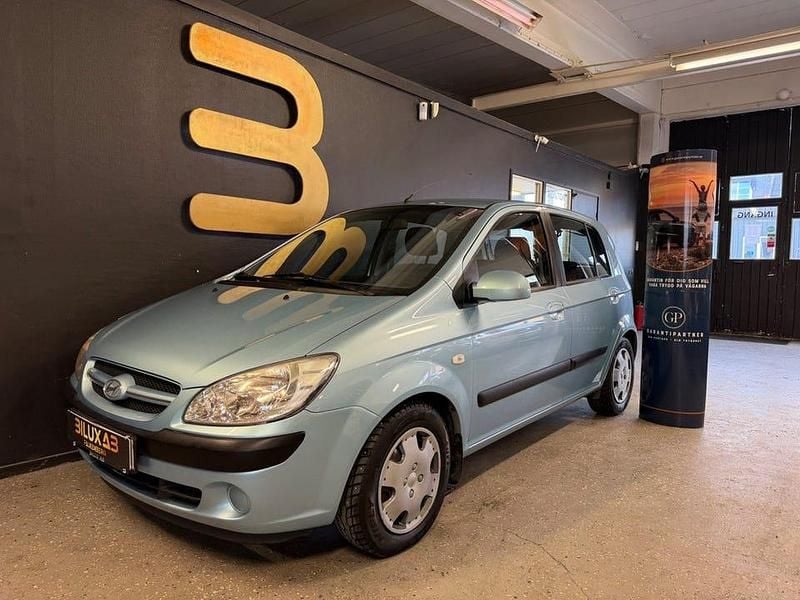 Blå Begagnad 2006 Hyundai Getz Halvkombi | 49 900 kr (Lite dyr) - Bild 1/4
