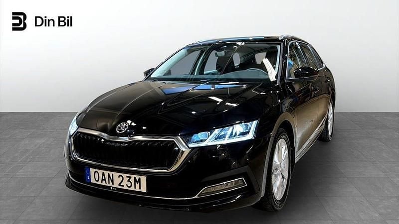 Begagnad Skoda Octavia Style 150 HK (110 kW) 2024 Black magic pärleffekt me Kombi