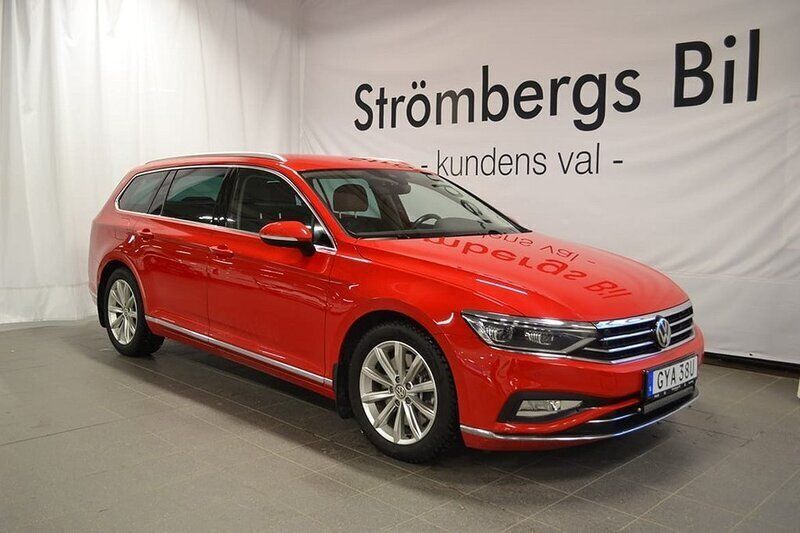 Röd Begagnad 2019 VW Passat Elegance+ Kombi | 299 000 kr (Dyr) - Bild 1/4