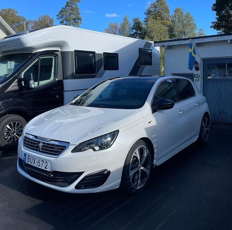 Begagnad Peugeot 308 GTi 181 HK (133 kW) 2015