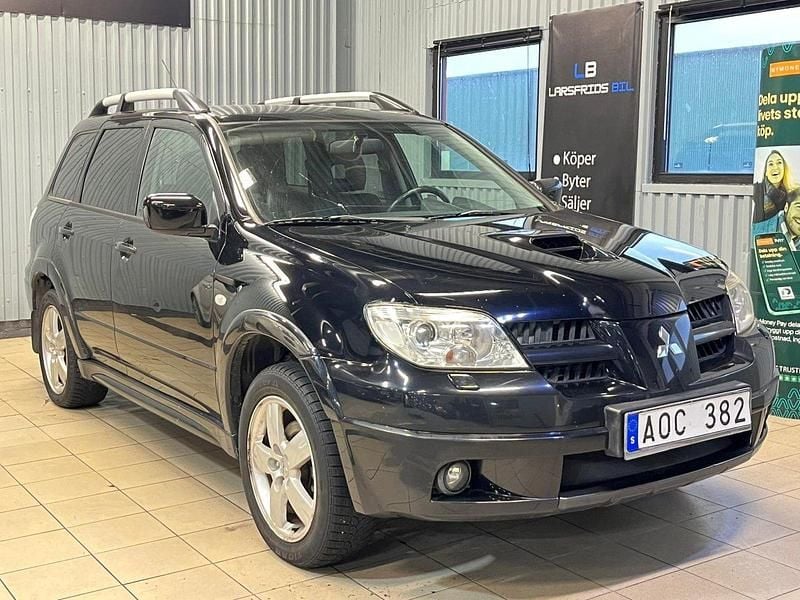 Svart Begagnad 2007 Mitsubishi Outlander SUV | 39 900 kr (Marknadspris) - Bild 1/4