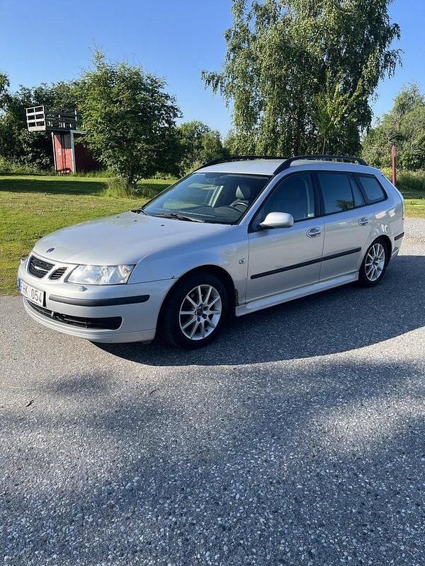 Grå Begagnad 2007 Saab 9-3 Linear Kombi | 32 000 kr (Bra pris) - Bild 1/4