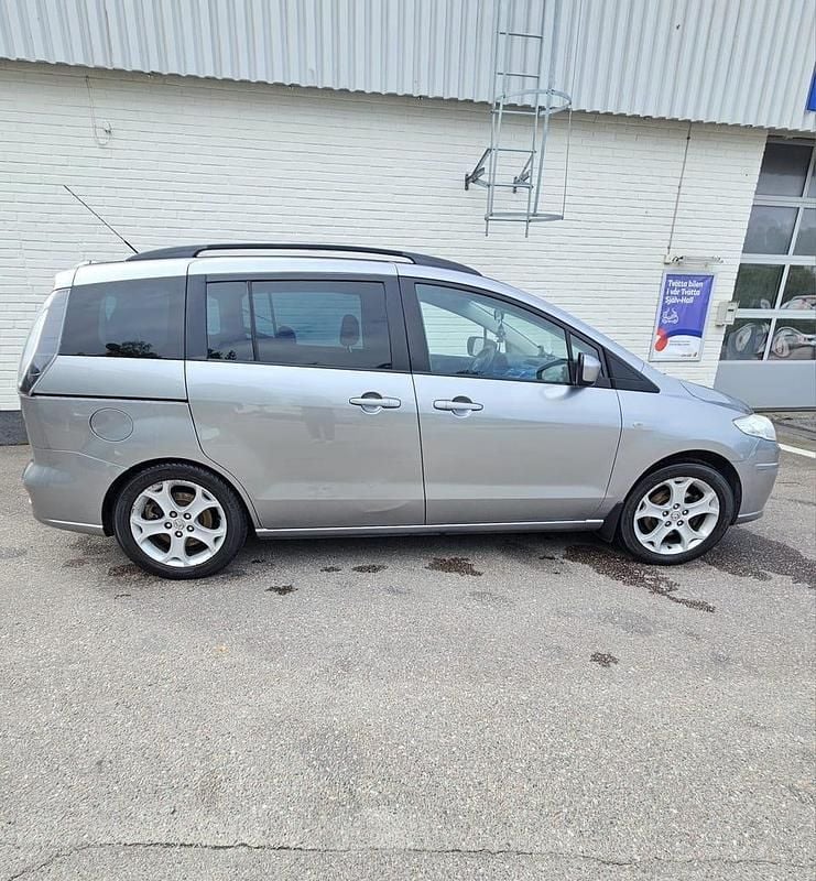 Begagnad Mazda 5 145 HK (106 kW) 2009 Minibuss