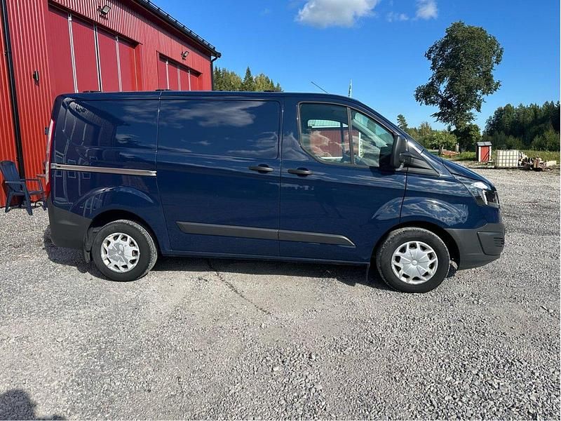 Blå Begagnad 2015 Ford Transit Custom | 79 000 kr (Marknadspris) - Bild 1/4