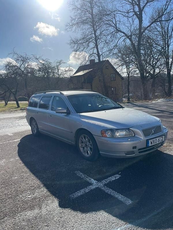 Begagnad Volvo V70 185 HK (136 kW) 2006 Kombi